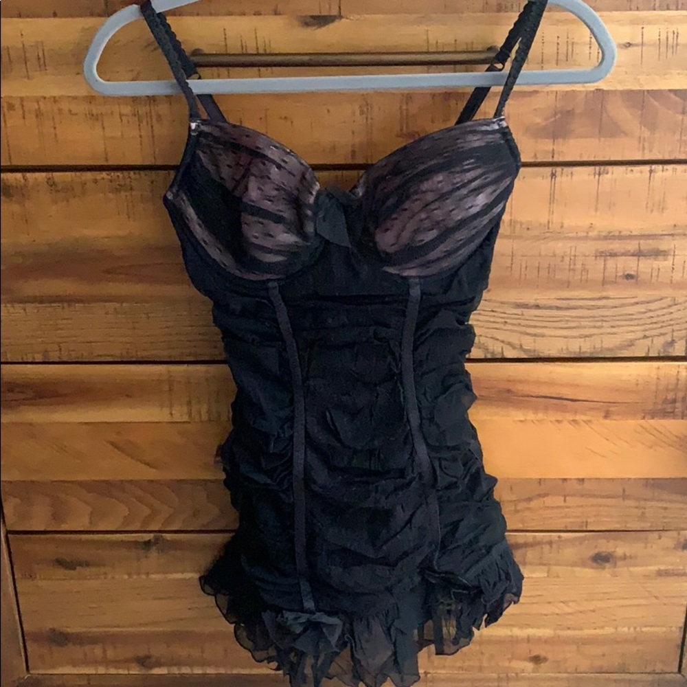Victoria’ss secret lingerie - 36D